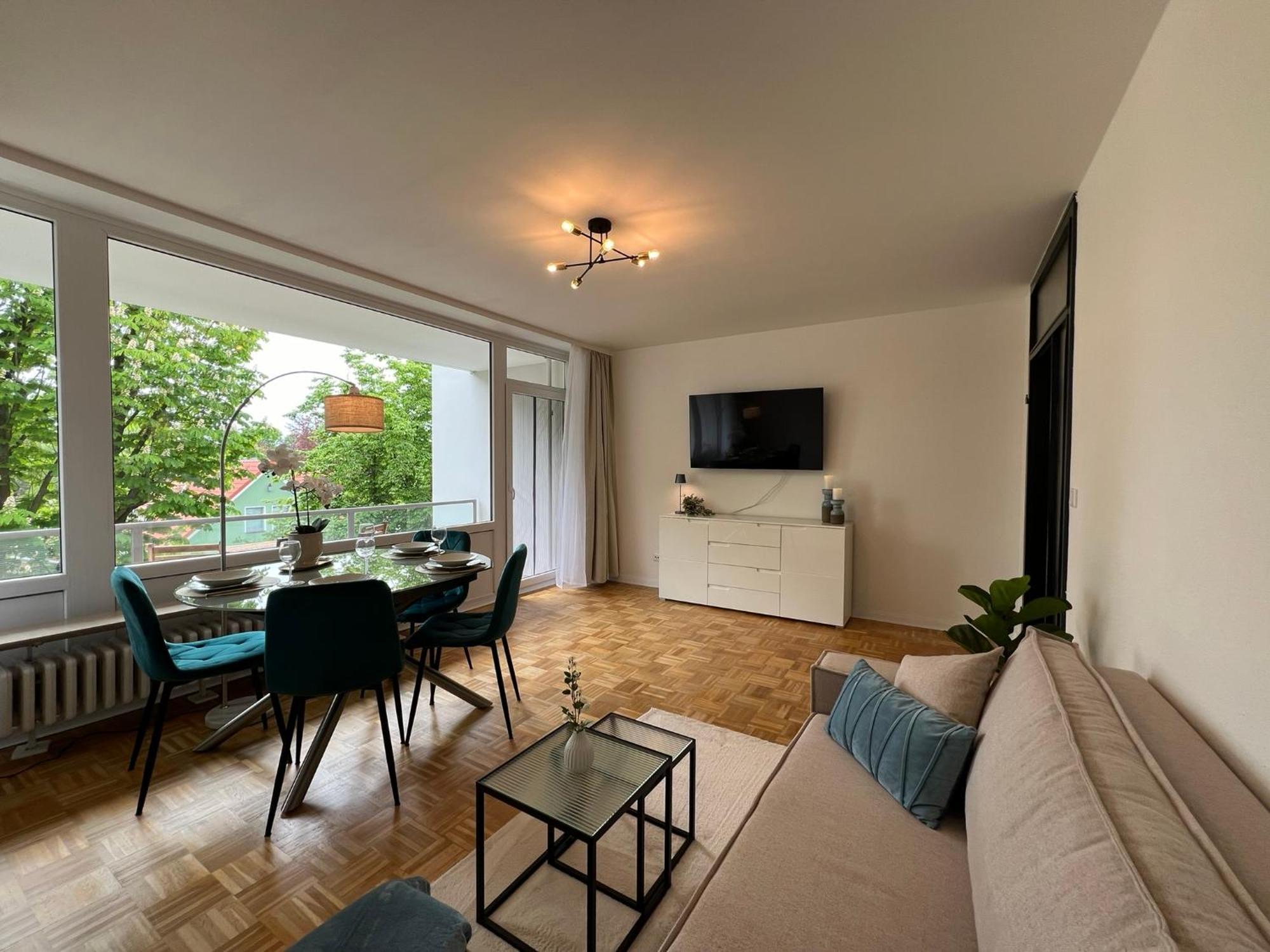 W&d Living - Kleines Italien Mit Parkplatz Und Balkon * Celle
