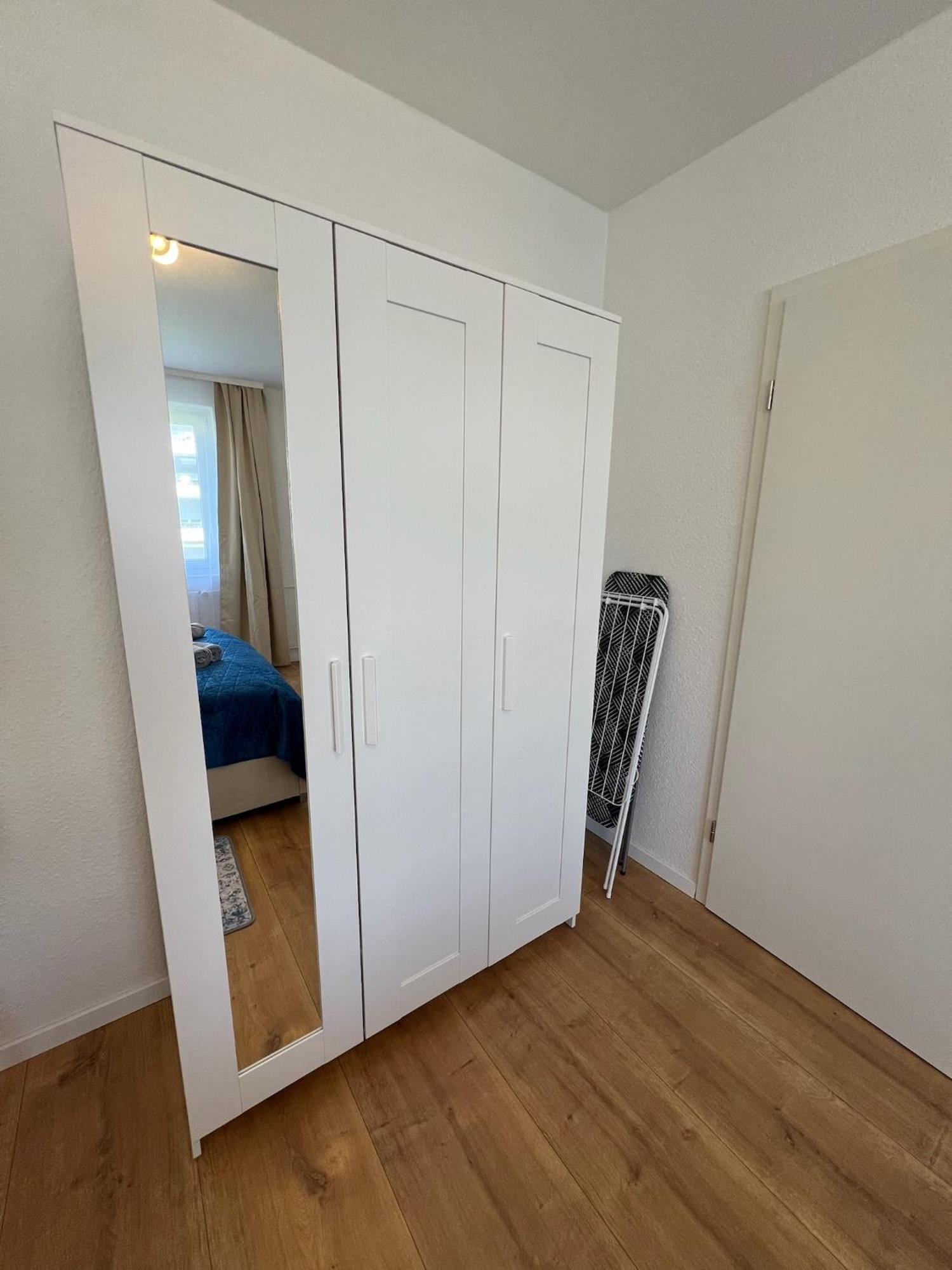 W&d Living - Kleines Italien Mit Parkplatz Und Balkon Celle